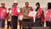 Kapolres Madiun Kota berikan penghargaan kepada pekerja inspiratif