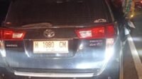 Mobil MPV yang dikendarai Dimyati Rois alami kecelakaan di Tol Pemalang Batang