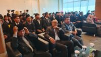 Ketua Komite dan Kepala Sekolah serta Ketua Yayasan hadir dalam acara pelepasan Siswa SMK XII Bina Patria Sukoharjo