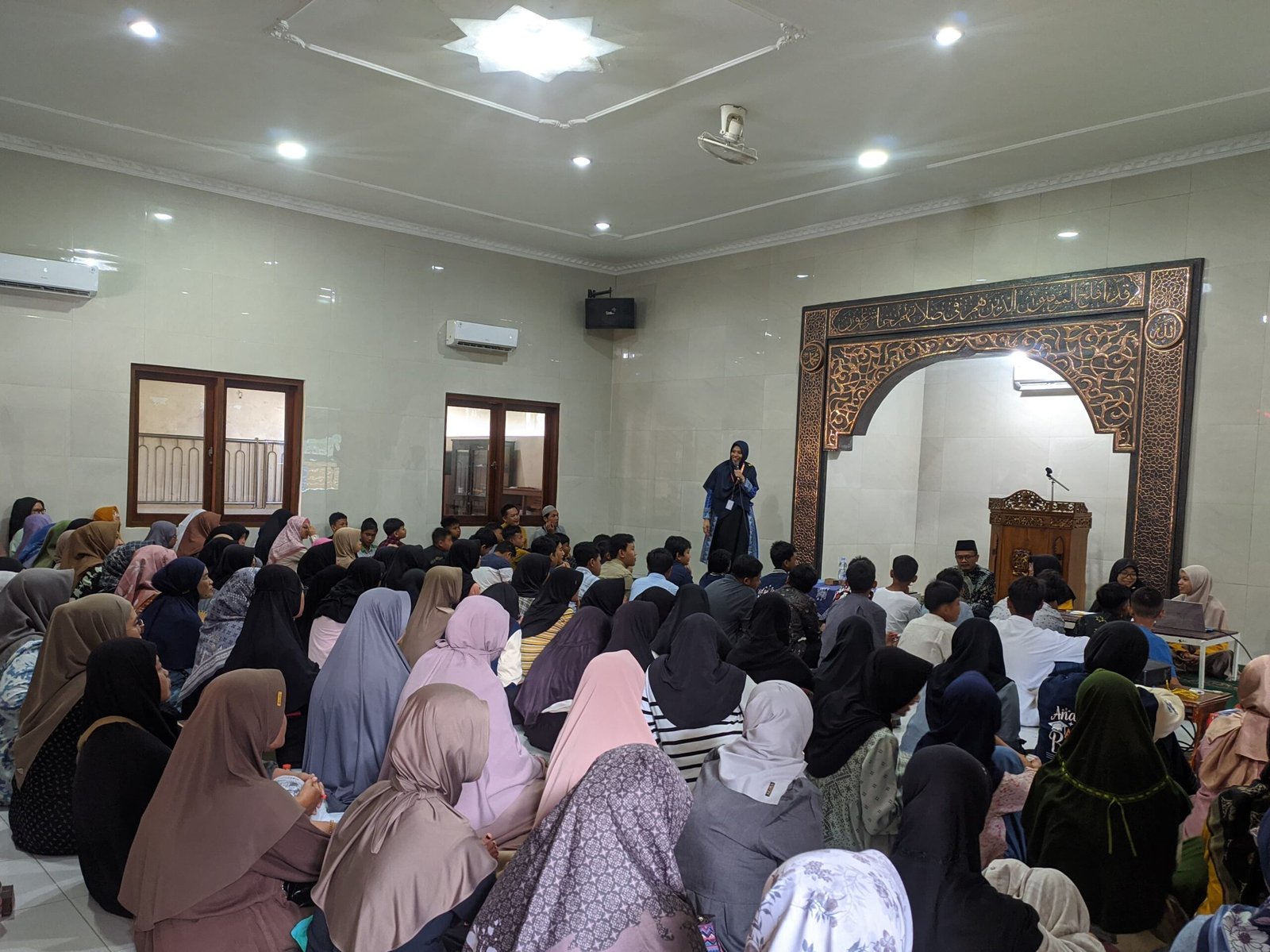 Kolabiorasi orang tua wali murid dan guru pengajar