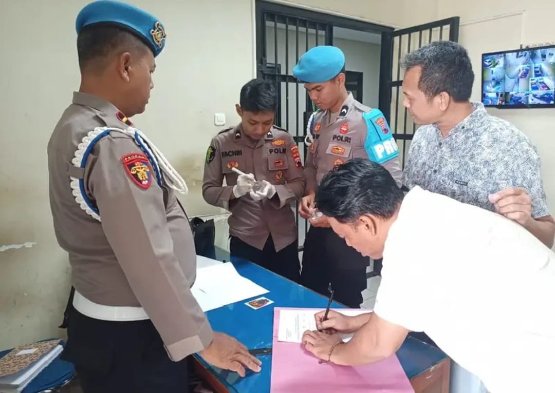 Polres Sukoharjo lakukan tes urine kepada anggota