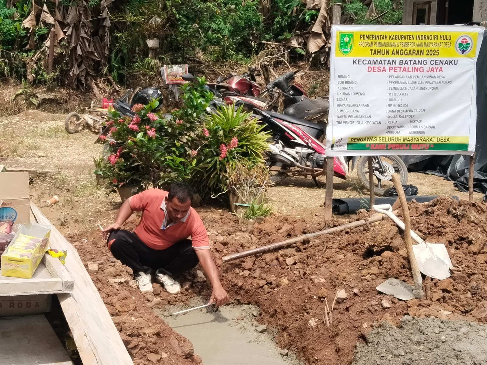 Pemdes Petaling Jaya bangun semenisasi jalan