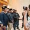 Baihaki ketika jumpa pers,kecam impunitas terhadap sipir Lapas Pemuda Madiun yang selundupkan narkoba (Foto : Nw,NewsTujuh)