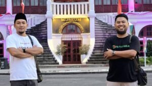 Sufyan Al Kayyis saat berada di Museum Sultan Mahmud Badarudin II Palembang (Foto : Yus,NewsTujuh)