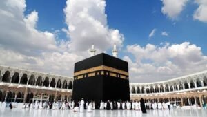 Pakar Ekonomi Syariah Tegaskan,Antrian 30 - 50 Tahun bukan ciri kemampuan Haji (Foto : Istimewa)
