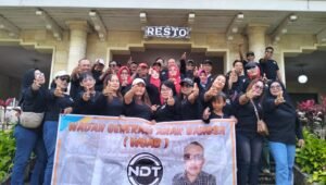 Aksi komunitas Netral D'Trimo Surakarta kedepankan aksi sosial di tengah masyarakat (Foto : Nugi,NewsTujuh)