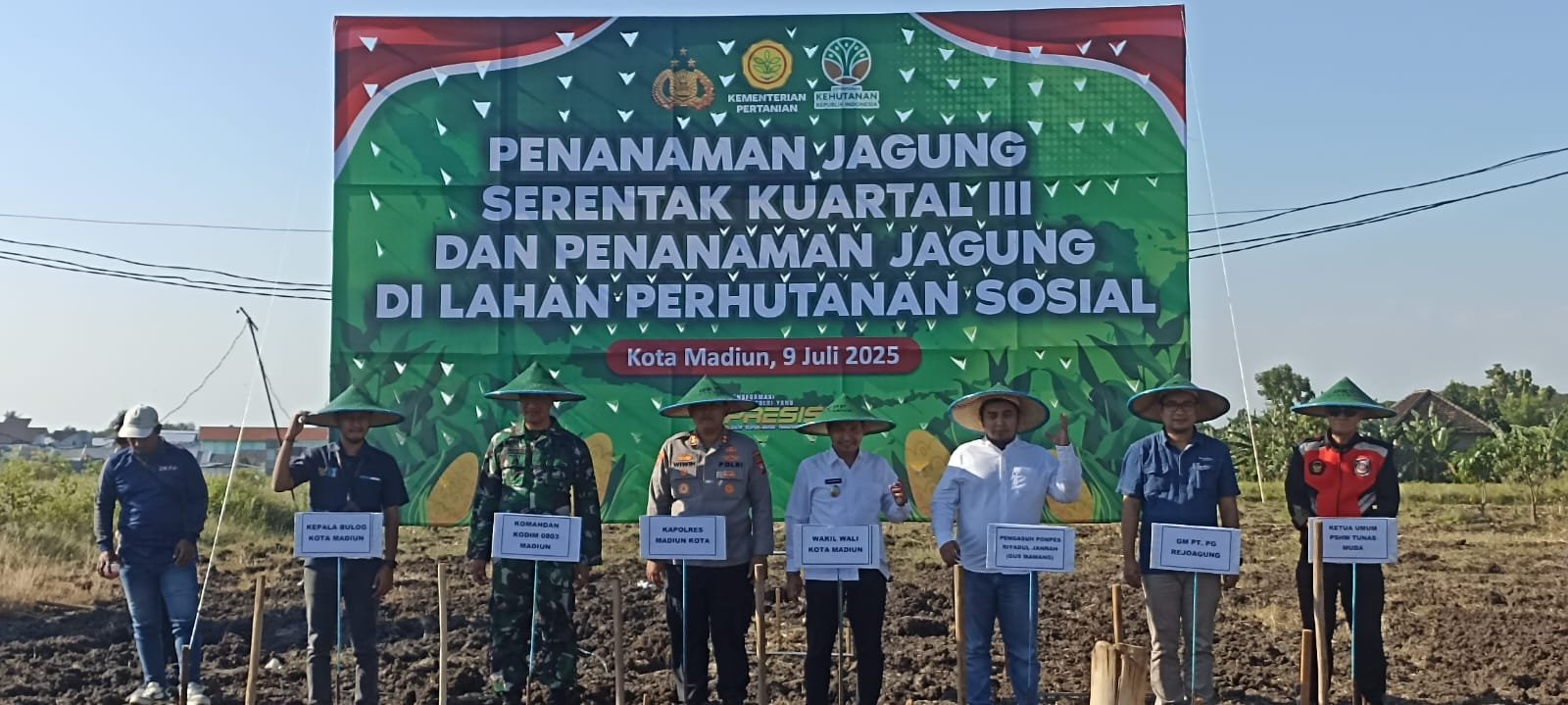 AKBP Wiwin Junianto SIK.,pimpin penanamam jagung seremtak kuartal III