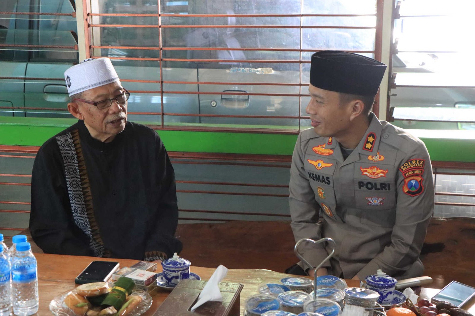 Temui Ketua FKUB dan KH Nurcholis, tegaskan pentingnya komunikasi lintas agama | Foto: dok. (ist)