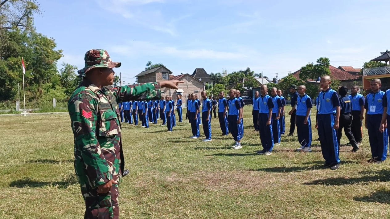 SMK Pelayaran Kartasura Gelar Diksar Taruna dengan Semangat Peduli Lingkungan dan Cagar Budaya