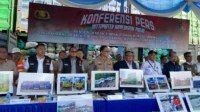 Konferensi Pers penyelundupan ratusan batu bara illegal (Foto : Nw,NewsTujuh)