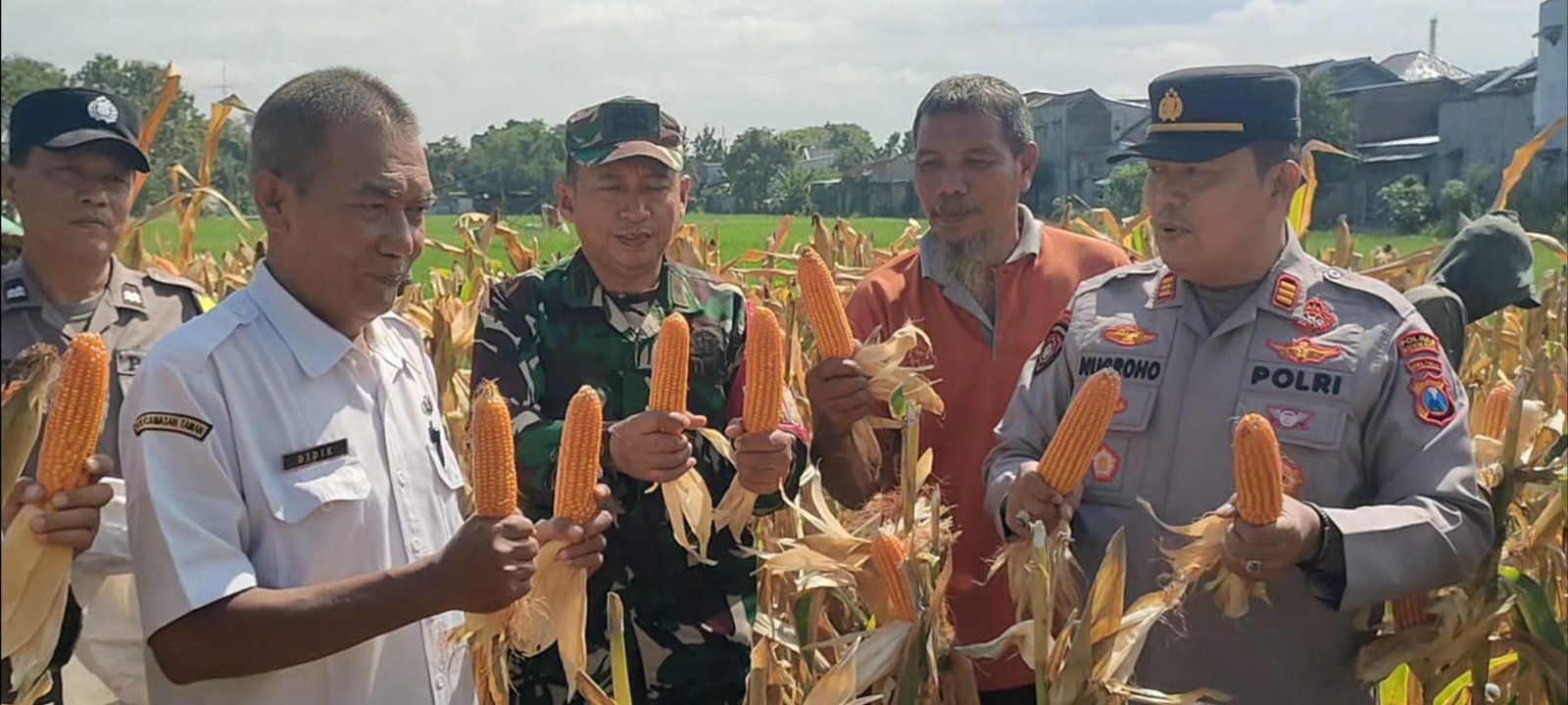 Kapolsek Taman Tekankan Pentingnya Swasembada Pangan 2025. (Foto : Zacky, NewsTujuh)