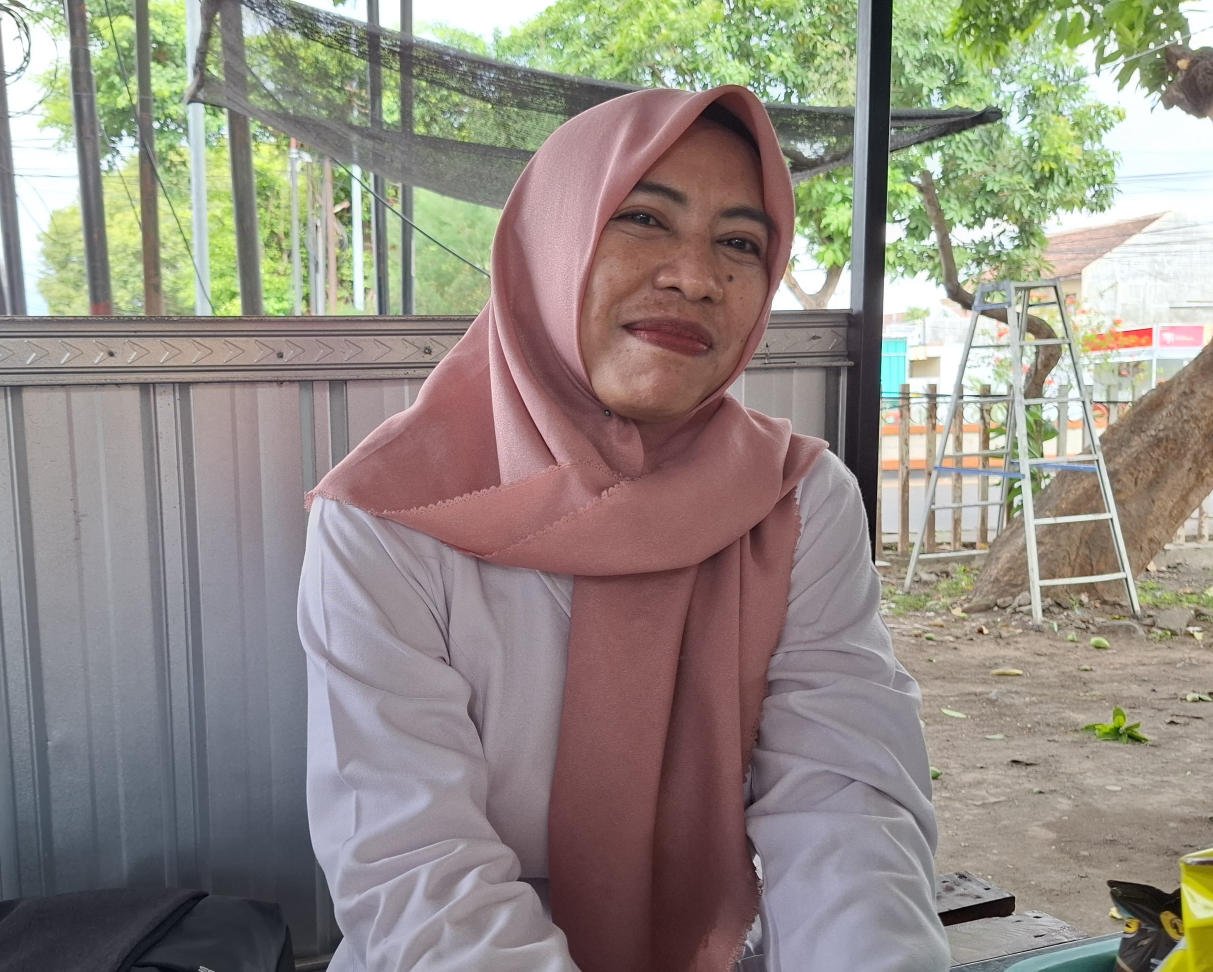 Tatik Puji Rahayu Tegaskan Dana Rp134 Juta Sudah Disetor ke Rekening Kas Desa. (Foto : Zack, Newstujuh)