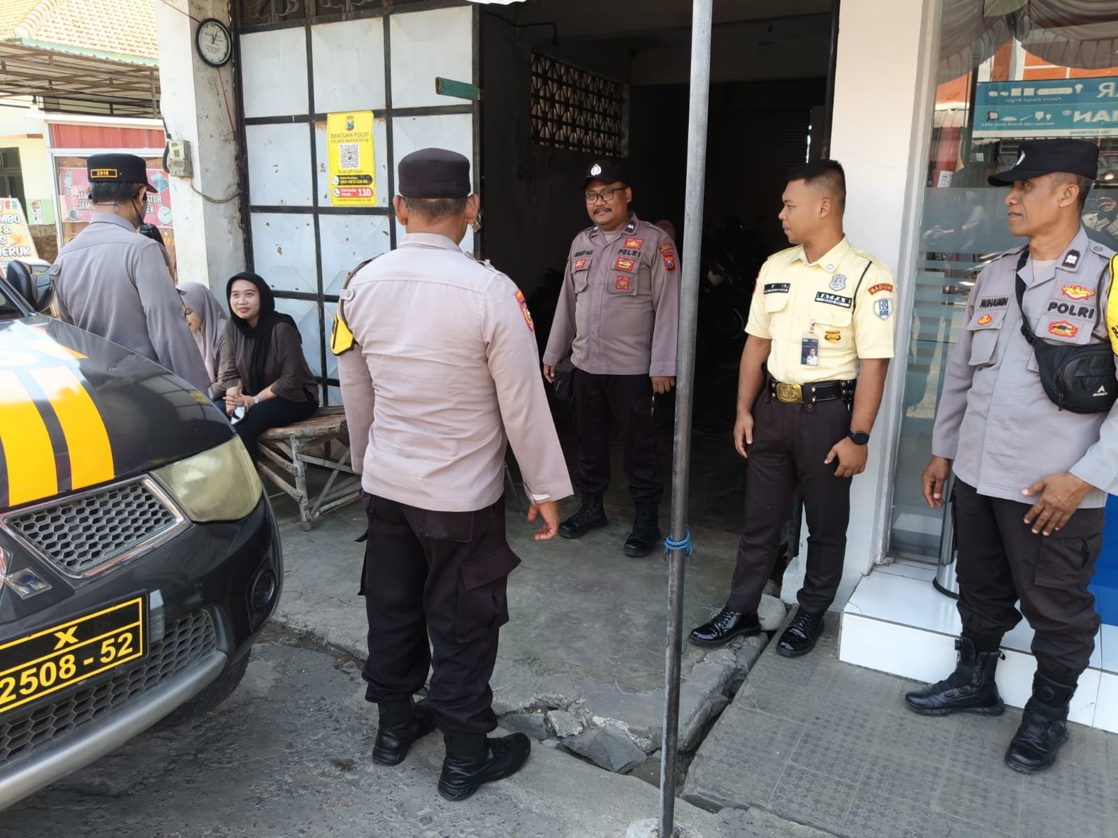Patroli gabungan Polres Madiun Kota tingkatkan kondusifitas (Foto : Zack,NewsTujuh)
