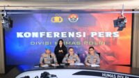 Mabes Polri ketika jumpa pers (Foto : Dok Mabes Polri,NewsTujuh)