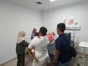 AKSI HEROIK: Prajurit Yonif 501/BY Menolong Ibu yang Hendak Melahirkan di Tengah Perjalanan 1 AKSI HEROIK: Prajurit Yonif 501/BY Menolong Ibu yang Hendak Melahirkan di Tengah Perjalanan