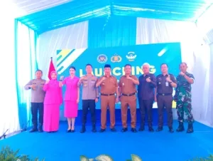 Pemkab Madiun Perkuat Sinergi Program MBG Akhir Tahun 2025 3 Bupati dan Kapolres Madiun dukung program MBBG dari pemerintah melalui SPPG Rejomulyo Madiun (Foto : Her, NewsTujuh)