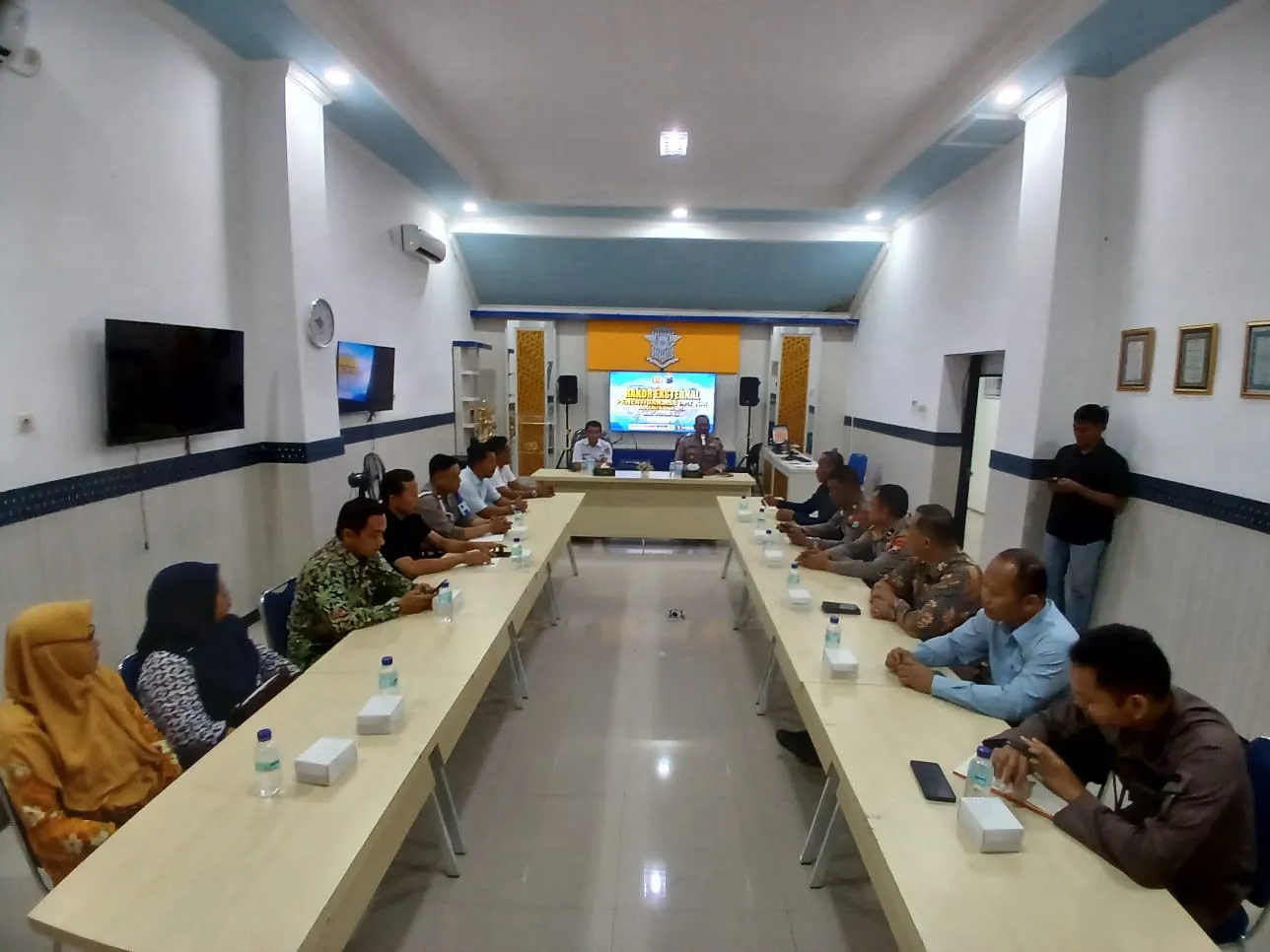 Rakor Penertiban Aset PT KAI Daop 7, Pemkot Utamakan Solusi Persuasif 1 Penertiban Tanpa Izin Resmi Madiun