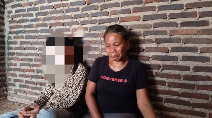 Memulung Demi Bertahan Hidup , Bocah 16 Tahun Putus Sekolah Akibat Dibully 1 Gina pelajar yang kini jadi pemulung
