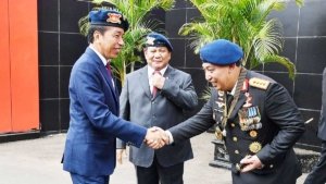 Setahun Pemerintahan Prabowo-Gibran , Polri Tegaskan Dukungan Lewat Inovasi 5 Presiden RI Ke 7 Jokowi bersama Kapolri