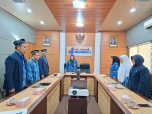 JSIT Indonesia Jateng dan BPSDMD Jateng Sepakat Terus Bersinergi Kembangkan SDM Pendidikan 11 JSIT Indonesia Wilayah Jawa Tengah melakukan kunjungan audiensi ke Badan Pengembangan Sumber Daya Manusia Daerah (BPSDMD) Provinsi Jawa Tengah untuk memperkuat SDM Pendidikan. (Foto : Nugie, NewsTujuh)