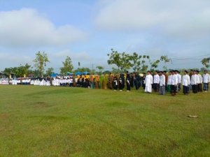 Ratusan Santri Gelar Apel Kebangsaan Hari Santri 2025, Kapolres : Momentum Perkuat Cinta Tanah Air! 6 Hari santri