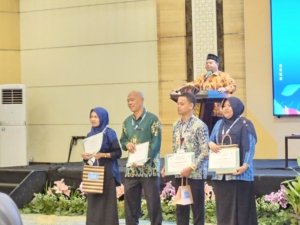 Muhammad Khoirul Huda Tutup Bimtek AI dan Pembelajaran Mendalam Guru Muhammadiyah 1 Muhammad Khoirul Huda Tutup Bimtek AI dan Pembelajaran Mendalam Guru Muhammadiyah