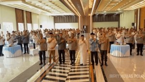 Wakapolda Banten Tekankan Bahaya Penyebaran Paham Radikal di Media Sosial 2 Wakapolda Banten Brigjen Pol Hendra Wirawan saat membuka kegiatan pembinaan pencegahan radikalisme bersama Densus 88 AT Polri. (Foto : Naw, NewsTujuh)