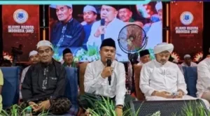 AMI Gelar Sholawat Akbar di Surabaya, Doakan Kedamaian Jawa Timur 4 Peringati Maulid Nabi , AMI gelar doa bersama (Foto : Naw,NewsTujuh)