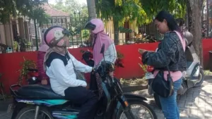 Profesionalisme Dapur Dipertanyakan Program MBG di Trenggalek Tuai Sorotan 10 Wali Murid SMPN 5 Trenggalek Menunggu Makanan Bergizi Gratis yang Terlambat. (Foto : Bayu, NewsTujuh)
