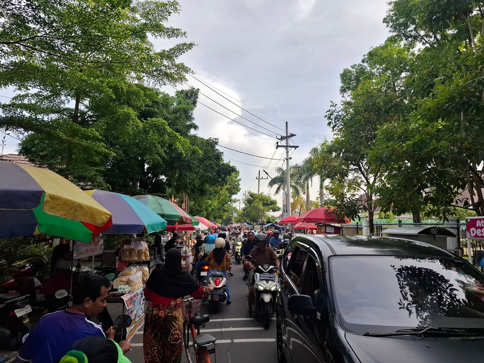 CFD Taman Praja Kota Madiun Masih Dipadati Kendaraan, Warga Minta Rambu dan Sosialisasi 1 CFD