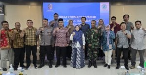 Plt. Direktur RSUD Dr. Iskak Tulungagung, dr. Zuhrotul Aini, Sp.A., M.Kes, saat membuka Forum Konsultasi Publik di Gedung IDIK, Kamis 30 Oktober 2025, dihadiri stakeholder lintas sektor.