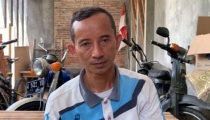 Guru SMPN 1 Trenggalek Dipukul Wali Murid di Depan Rumah, Anak dan Istri Alami Trauma Berat. (Foto : Bayu Krisna, NewsTujuh)