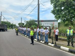 Personel Kodim 0724/Boyolali melaksanakan pengamanan VVIP kunjungan Presiden Prabowo Subianto di Boyolali