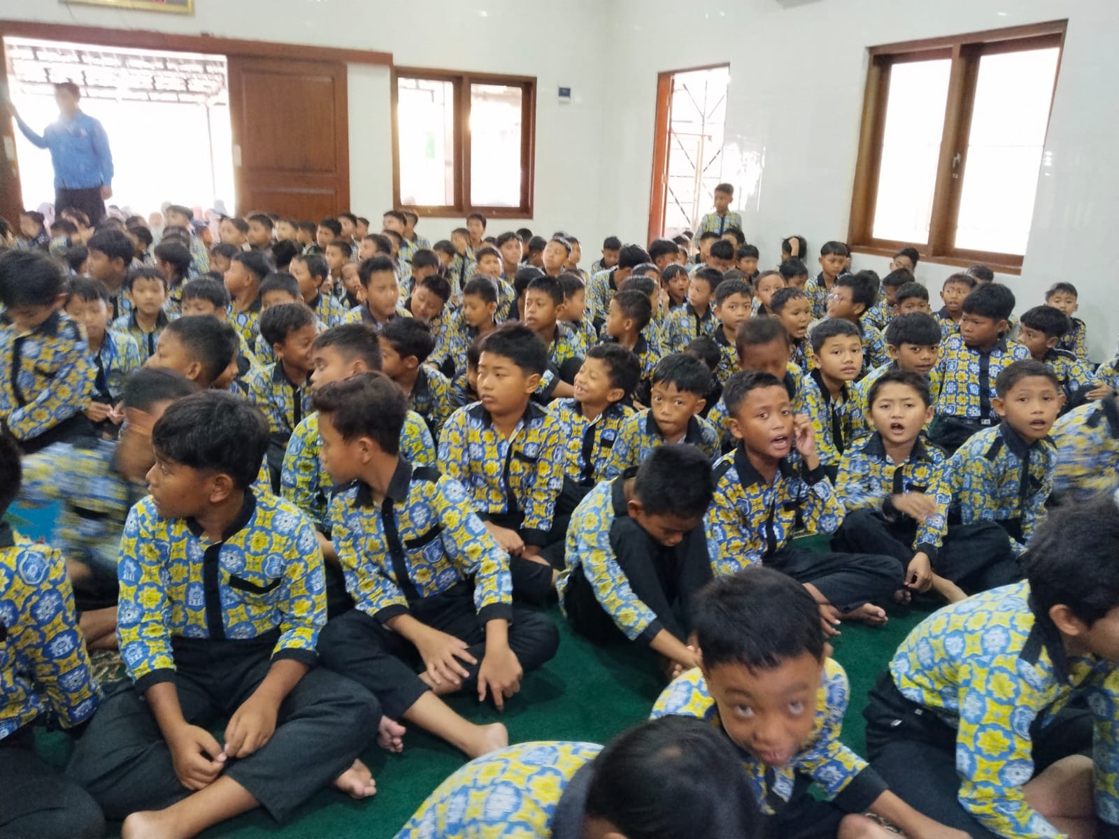 SD Muhammadiyah PK Banyudono Gelar Sholat Ghoib dan Donasi untuk Korban Banjir Aceh–Sumatra Barat 2 SD