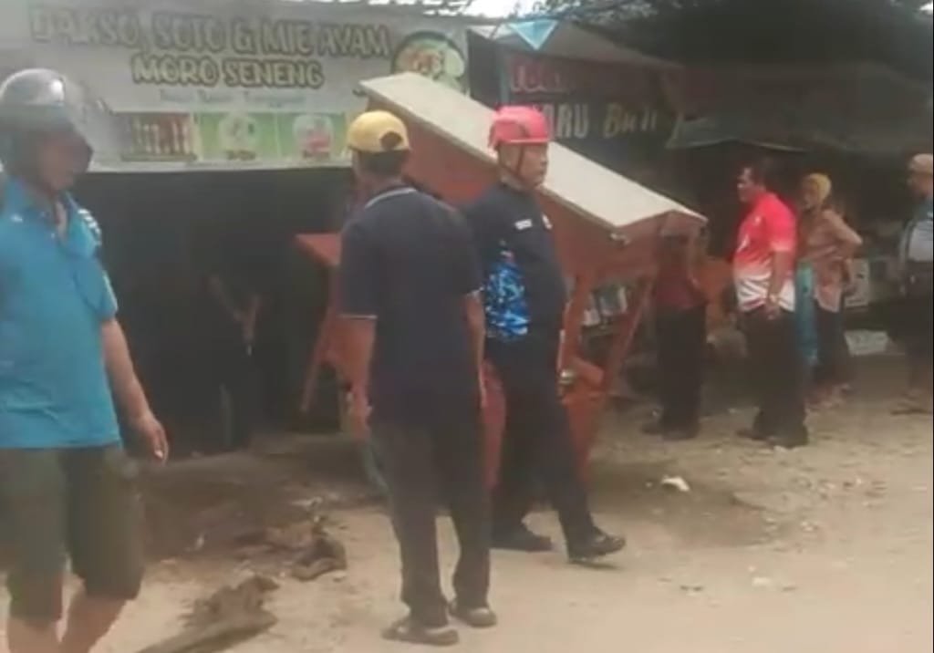 kebakaran Pasar Basah Trenggalek.