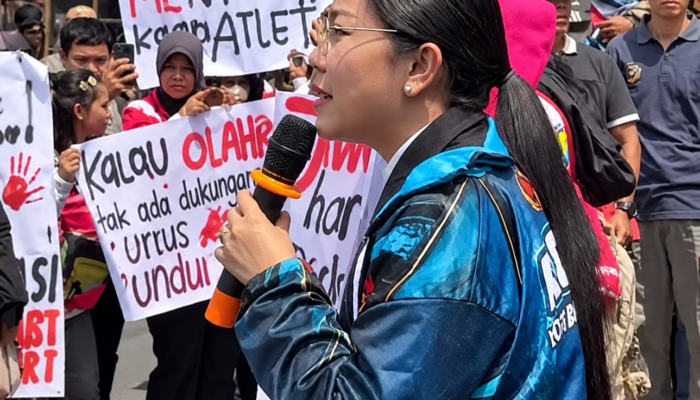 Wakil Wali Kota Blitar Pimpin Massa Demo Wali Kota