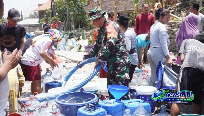 Kodim Boyolali Salurkan Bantuan Air Bersih ke Warga Wonosamudro