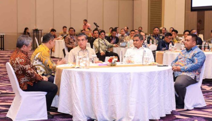 Menaker: Hakim Ad Hoc PHI Jaga Kepastian Hukum