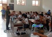 Danramil Serengan Sosialisasikan Rekrutmen TNI AD 2027 di SMA Kristen 1 Surakarta