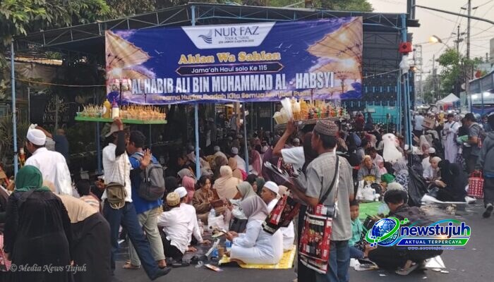 Majelis Ar-Rohimin Pesan 15 Ribu Nasi Bungkus ke UMKM Lokal untuk Haul Solo 2026