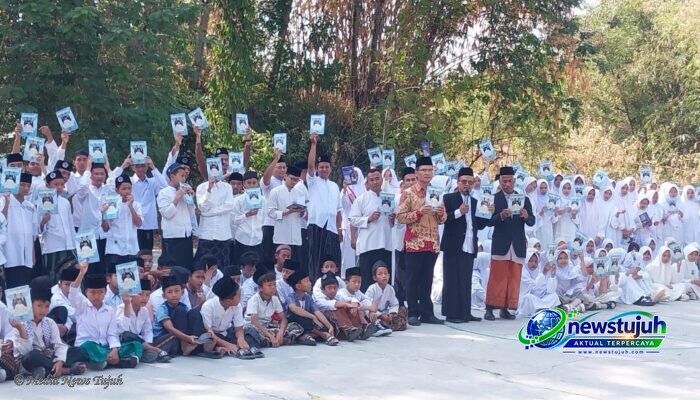 PonpesMU Sambi Luncurkan Majalah Warta Manafi Sambut Hari Santri