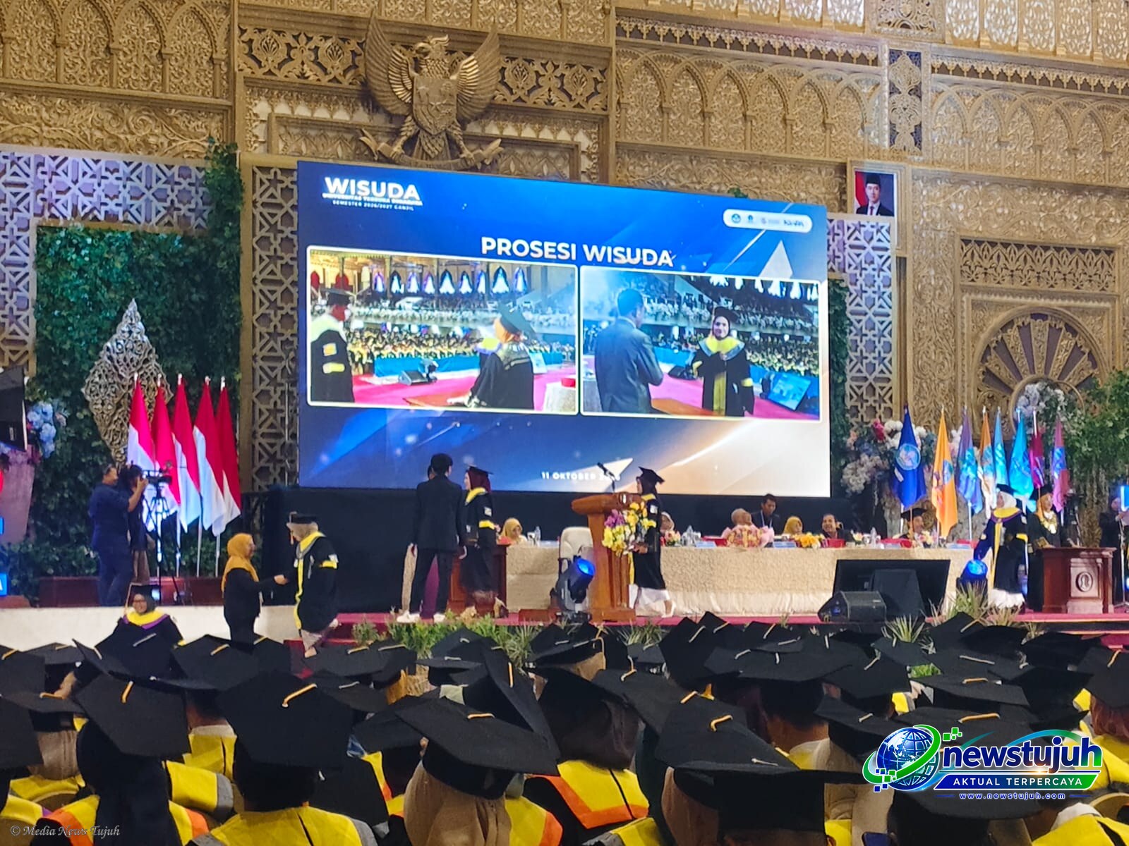 wisuda UT Surabaya